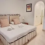 - Playa - En Park Con Terraza Y Jardin Privado Pb6 Villa Estepona