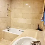 Villa - Playa - En Park Con Terraza Y Jardin Privado Pb6