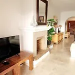 - Playa - En Park Con Terraza Y Jardin Privado Pb6 Villa Estepona