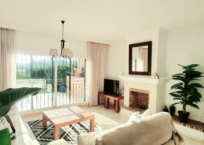 - Playa - En Park Con Terraza Y Jardin Privado Pb6 * Эстепона