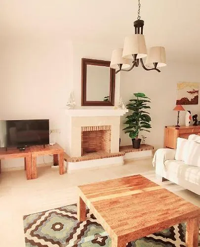 - Playa - En Park Con Terraza Y Jardin Privado Pb6 Эстепона