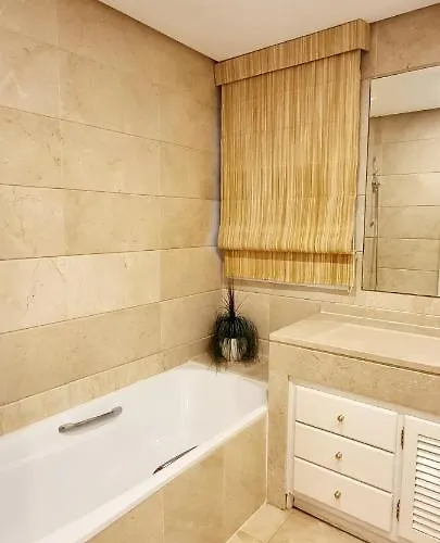 Вилла - Playa - En Park Con Terraza Y Jardin Privado Pb6 *